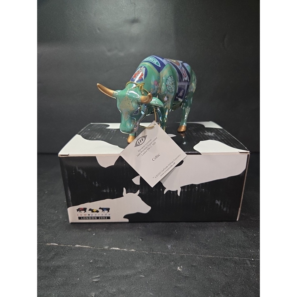 Cow Parade Green Celtic Figurine, Westland Giftware,‎ #6001, Box/Tag